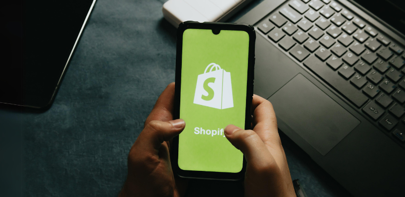 Top 3 Main Shopify Services and Trusted Providers for your Store