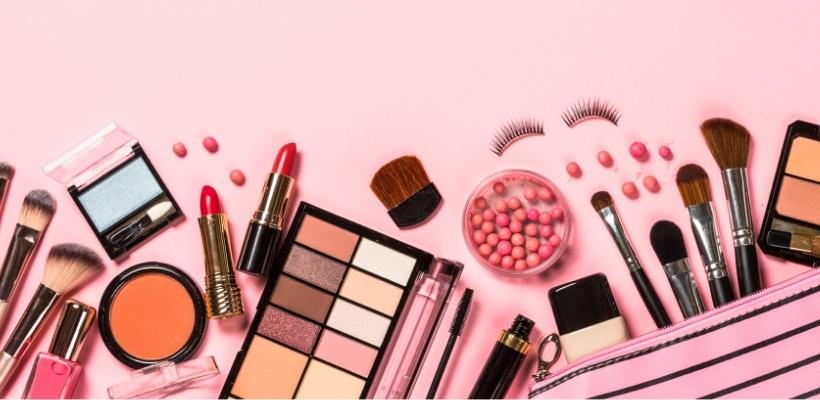 5 Profitable Cosmetics to Sell Online in 2023